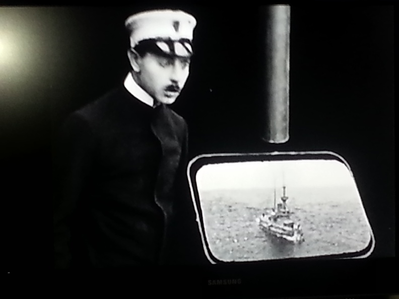 Periscope in 1915 movie.jpg