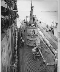 USS RONCADOR SS301 images-33