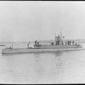 SS 19 5 USS Seal (SS19 1-2), renamed G1. Port bow, crew on deck, 1912 - NARA - 513028.tif