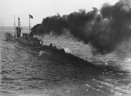 WWI HMS SUB 142608bce76d211277d8