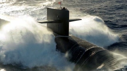 SSBN S BOW ohio class submarinemaine01