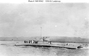 ss 62-USS O-1 underway 1918
