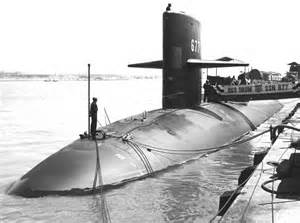SSN 677 USS DRUM th (97)