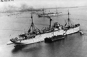 AS 6 USS Camden (AS-6) off Pensacola, Florida (USA), on 23 December 1924 (NH 55046)