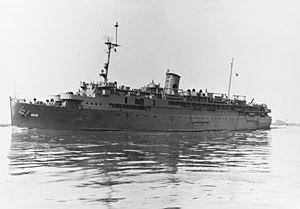 AS 21 USS_Antaeus_underway_off_the_Philadelphia_Naval_Shipyard_on_25_June_1943_(NH_96628).jpg
