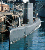 AGSS 573 USS SALMON 06.gif